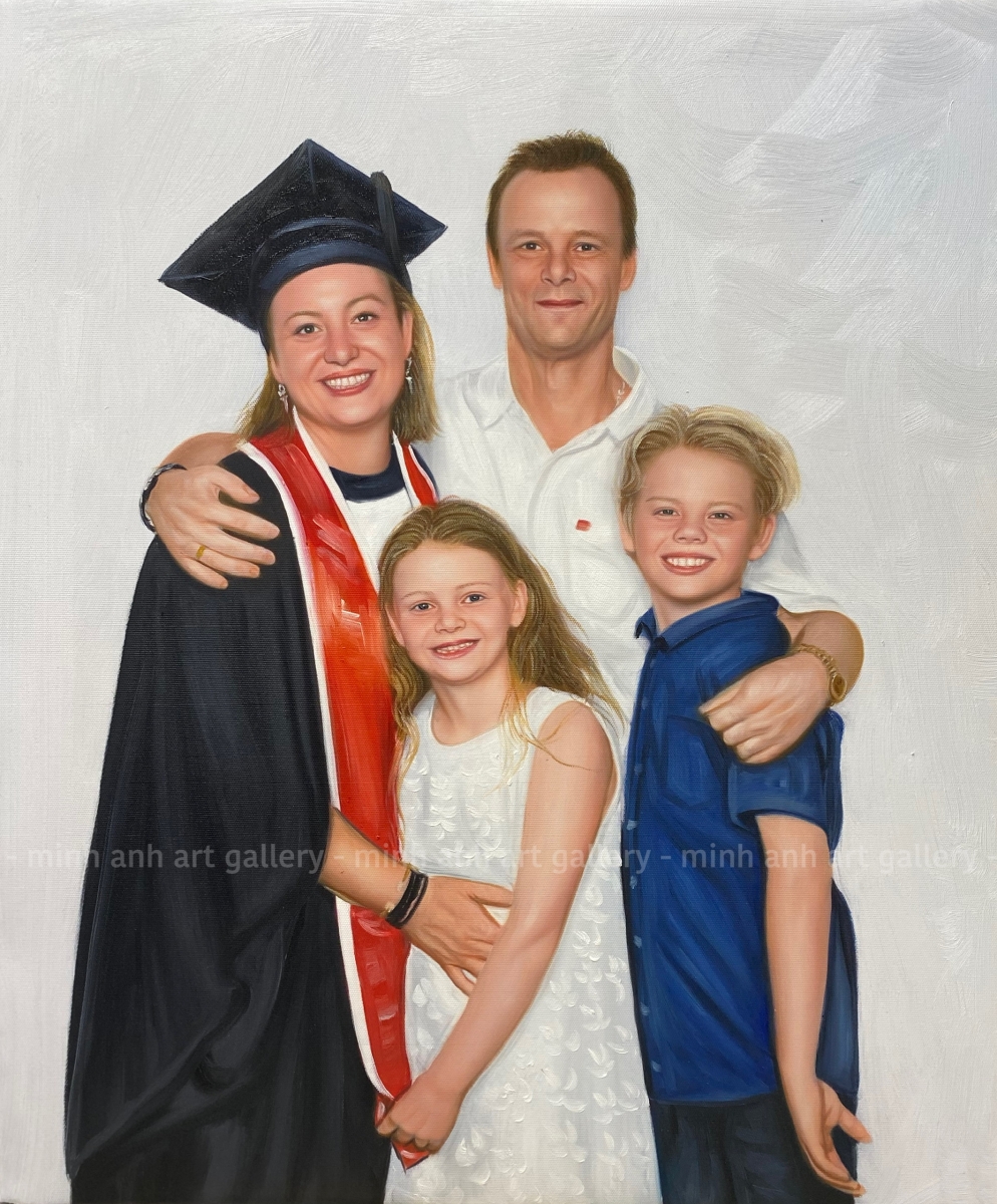 Graduation Family Portrait – A Milestone Preserved in Art