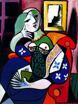 Người Phụ Nữ Với Cuốn Sách Picasso