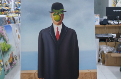 Curator’s Secrets to Organizing Stunning Art Gallery Exhibitions